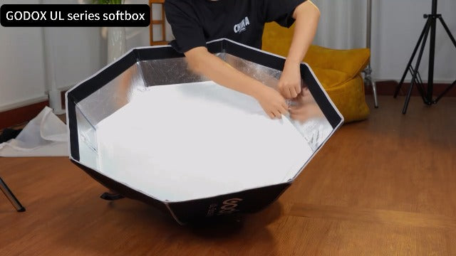 Godox 16" Small Square Softbox Quick Release, UL 40x40cm Universal Bowens Mount Soft Box Fast Setup for Studio Photography, Streaming, Video Lights with Diffusers/Honeycomb Grid/Diffuser Plate 40x40cm /16"
