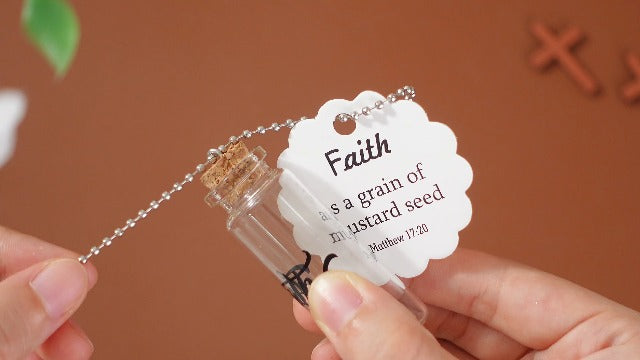 Chuangdi 30 Sets Mustard Seed Gift Set Faith Glass Bottle Charms with Card