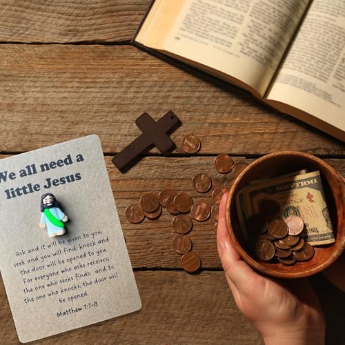 Mini Jesus Figure - Little Jesus Pocket Hug Token with Inspirational Matthew Prayer Card - Religious Gift for Baptism, Confirmation, Communion, Easter 1pcs(green)