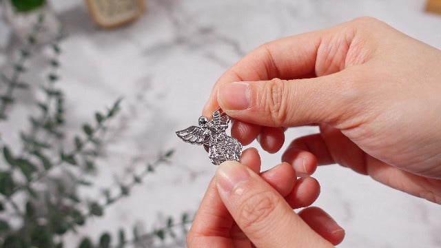 Fumete 50 Set Memorial Angel Pins for Funeral with Poem Cards Organza Bags