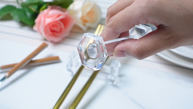 10 Pcs Crystal Acrylic Dumbbell Cutlery Holder Gift Set High Transparent Knife Chopstick Spoon Holder Restaurant Supplies for Placing Tableware Table Decoration Wedding Housewarming Favor Gifts
