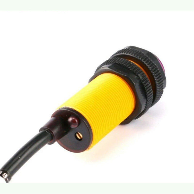 Hailege 2pcs E18-D80NK Infrared Photoelectric Sensor Obstacle Avoidance Sensor Module