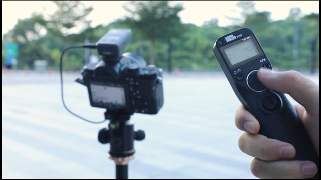 Pixel TW-283/N3 Wireless Shutter Remote Release Control for Canon 5D Mark III/ 5D Mark IV/ 5D 6D /7D Mark II/ R5 7D 50D 40D 30D D60 D30 1DX MARKII
