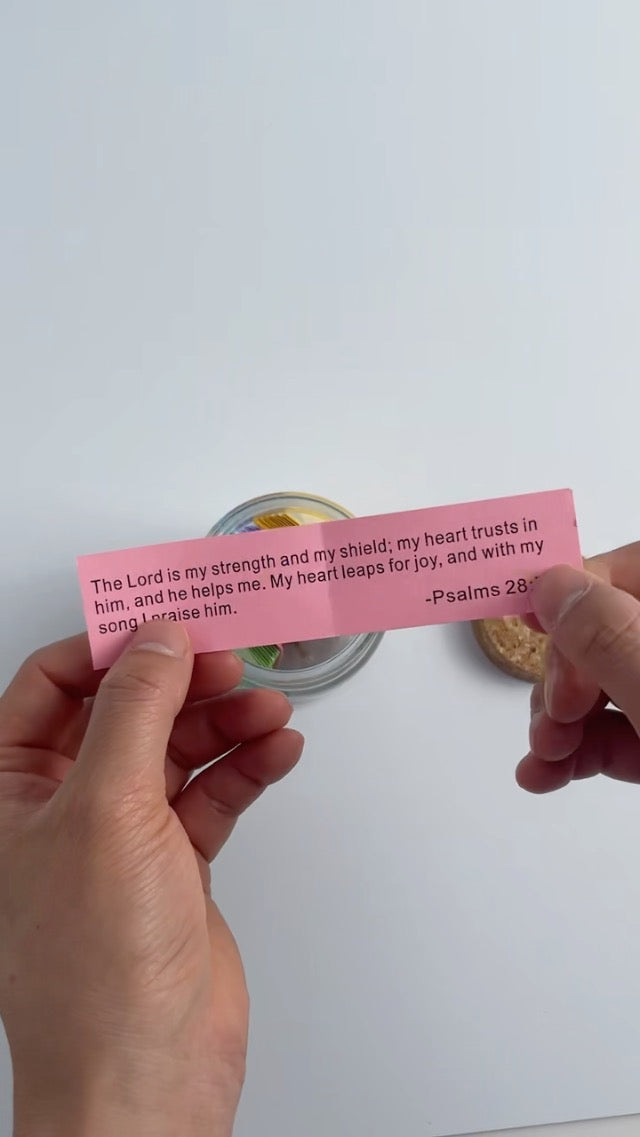 Mother's Day Bible verse jar, when you read it, the verse jar， Mother's Bible verse jar