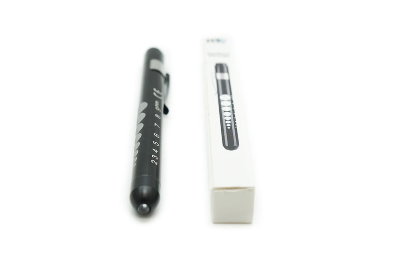 Medicalcorner24 LED Diagnostic Light Pupil Lamp 13 × 134 mm Aluminum 13,000 mcd