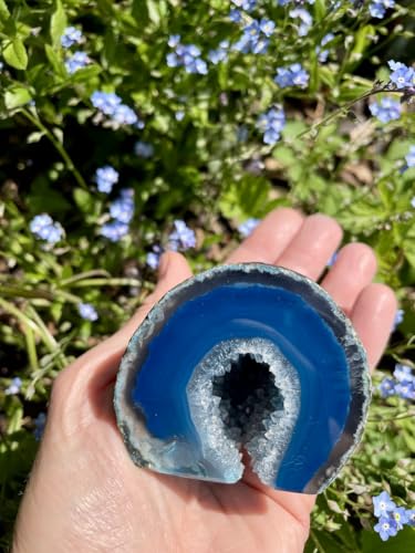 Serafino Brazilian Agate Geode – Natural Healing Crystal for Meditation, Reiki, Home Decor & Spiritual Gifts – Unique Energy Stone Blue