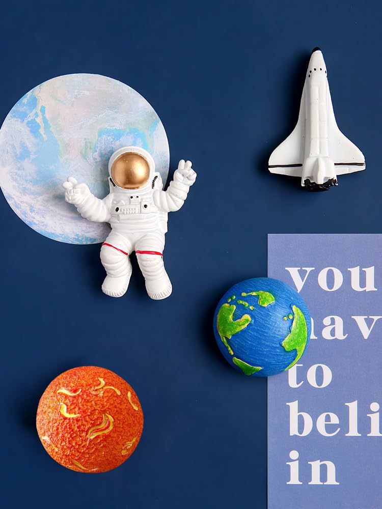 [Australia - AusPower] - 6 Pcs Astronaut Refrigerator Magnets, Space Series Office Magnets, Planetary Whiteboard Magnets - Resin Astronaut, Alien Moon, Mars, Earth, Airship 