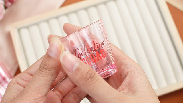FoldTier 24 Set Galentine's Day Shot Glass on Beaded Necklace Pink Heart Shaped Shot Glasses Cute Plastic Galentines Gang Cups Necklaces Set for Bachelorette Valentines Wedding Party Favors
