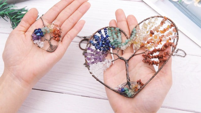 Jovivi 7 Chakra Crystals Tree of Life Wall Hanging Decor Healing Crystal Spiritual Gifts for Women Mum Birthday,Heart Chakra Tree Hanging Ornaments Home Bedroom Wall Decor Gifts for Women 7 Chakra Heart Tree of Life