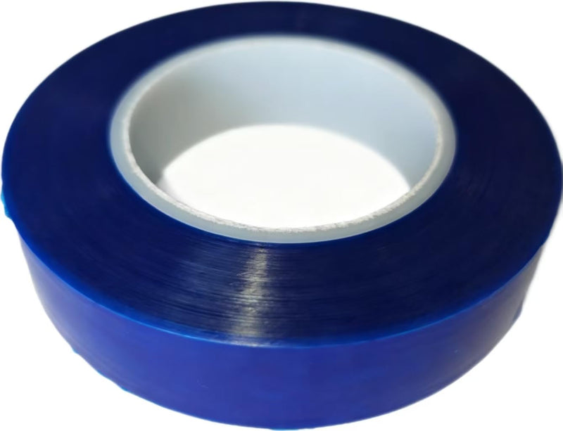 A roll of ultra-high viscosity durable polyethylene blue adhesive film, suitable for protecting materials such as steel, household appliances, hardware, etc. It is 1.2 inches high and 656.2 feet long
