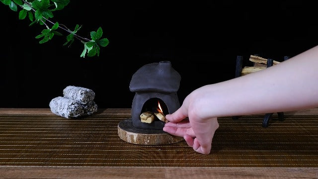 Mougigi House Palo Santo Burner - Mini Ceramic Chiminea Holder Black High House