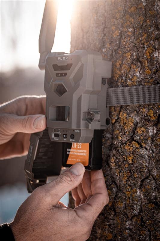 [Australia - AusPower] - SPYPOINT Rechargeable 7.4V Lithium Battery Pack for Trail Camera with 5.4 amp-Hours and AC Charging Cable | Cellular Trail Camera 