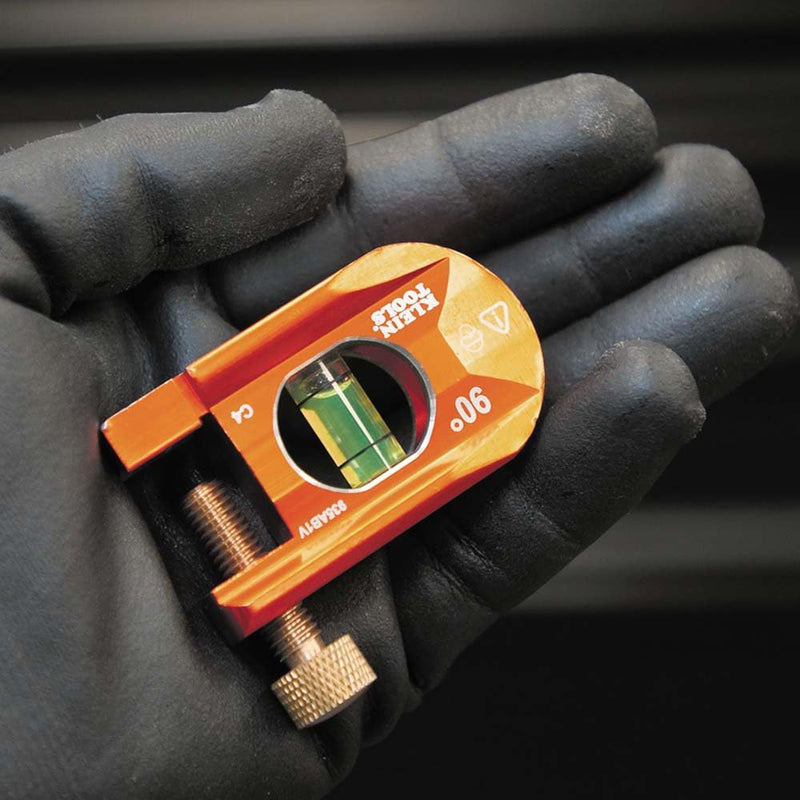 [Australia - AusPower] - Klein Tools 935AB1V No-Dog Level, 2.5-Inch Conduit Bending Level, 1 Vial, ACCU-BEND Level Eliminates Dog-Legs in Offsets and Saddle Bends 