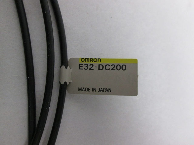 [Australia - AusPower] - New OMRON E32-DC200 Fiber Optic PHOTOELECTRIC Switch Sensor D228798 