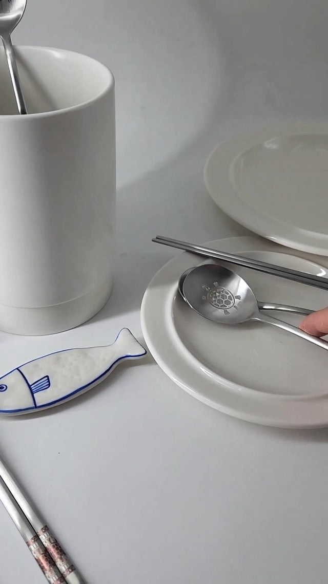 [Made in Korea] Hologram Turtle Design Korean Table Sticky Rice Spoon and Chopsticks 304 Stainless Steel Flat Chopsticks Matt Surface Mukbang Cutlery (Blue and Red) Blue and Red