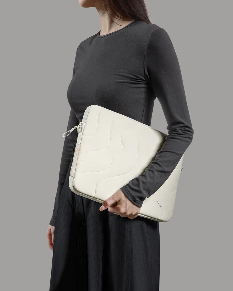 [Australia - AusPower] - tomtoc 360 Protective Puffy Laptop Sleeve for 15-inch MacBook Air M3/A3114 2024, M2/A2941 2023, 15-inch Surface Laptop 6/5/4/3, Quilted Puffer Bag Soft Lightweight Shockproof Laptop Case, Snowberg 15-inch for MacBook Air 