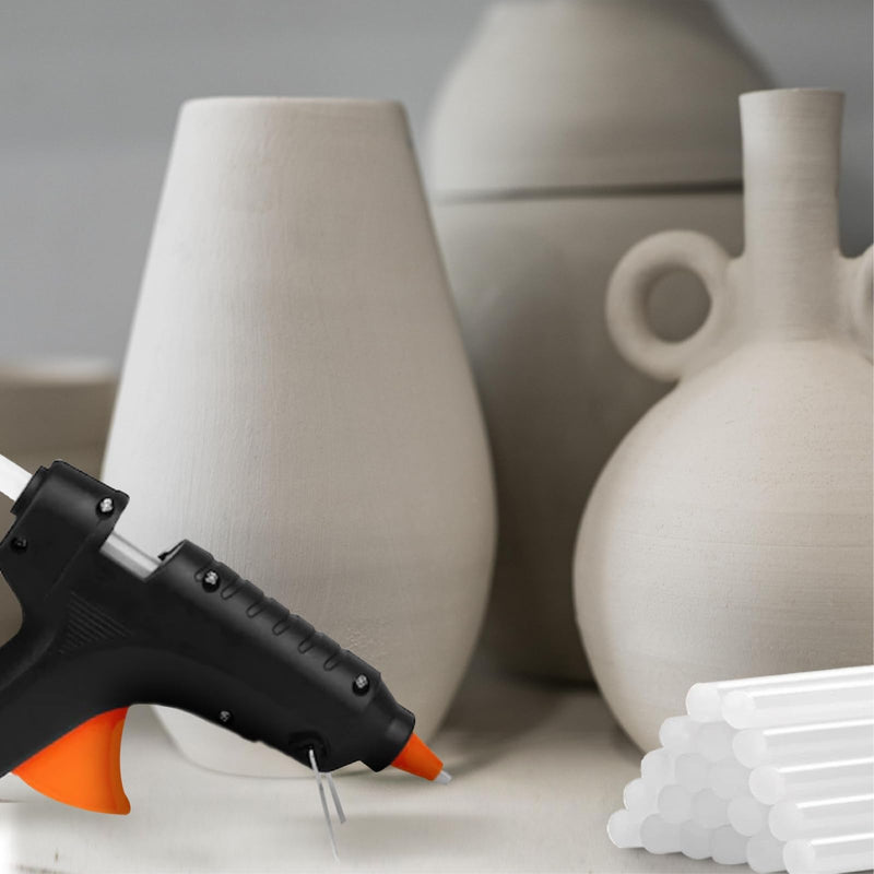 [Australia - AusPower] - Mini Hot Glue Sticks 4" and 0.27 Diameter - Compatible with Most Glue Guns (Huge Bulk Pack of 200) Clear (200 Pack) 