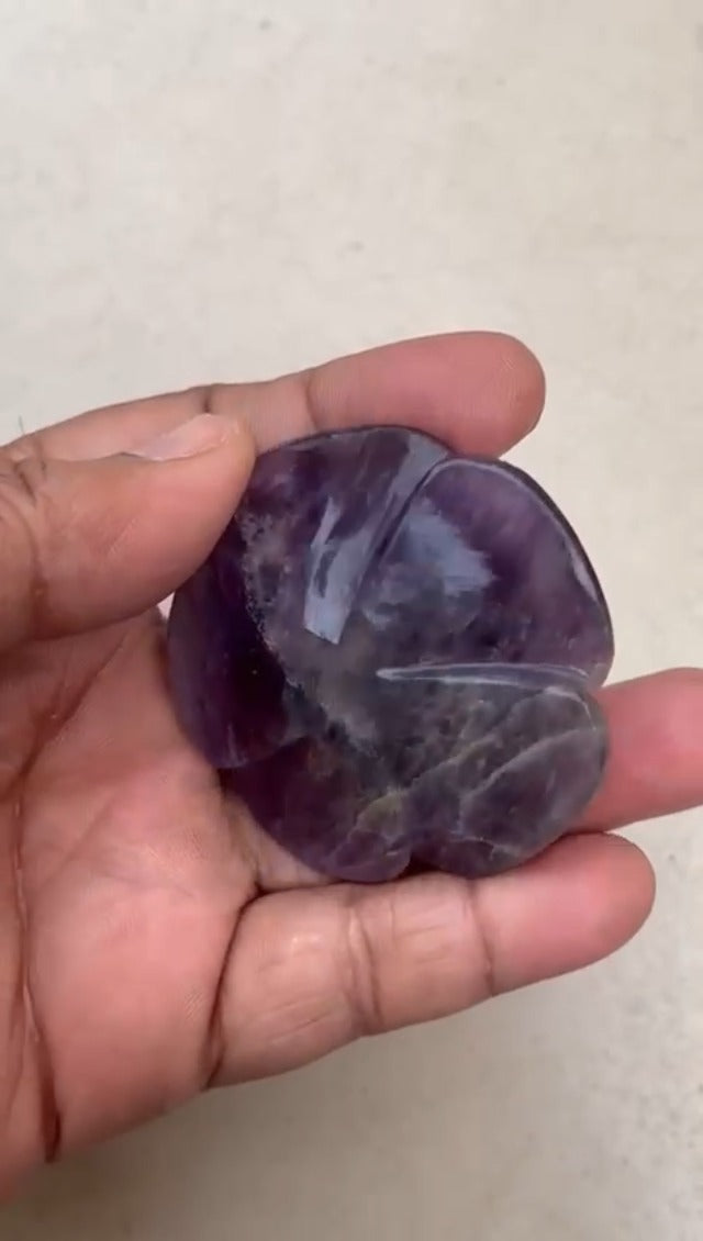 Amethyst Crystal Rose, Amethyst Hand Carved Flower, Crystal Flower, Handmade Crystal Hand Carved Rose, Home Decor Office Table Decor Reiki Healing Crystal Antique Showpeiece 50-60MM