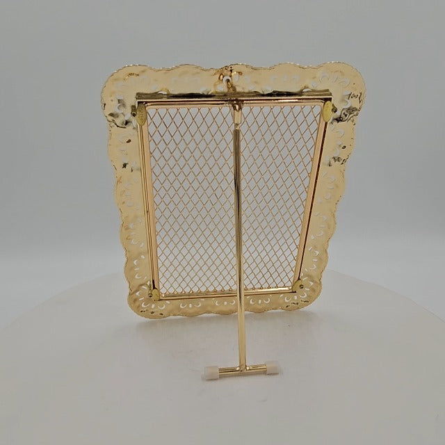 GIFTY Cutout Lace Metallic Jewelry Tower/Earring Holder, Gold