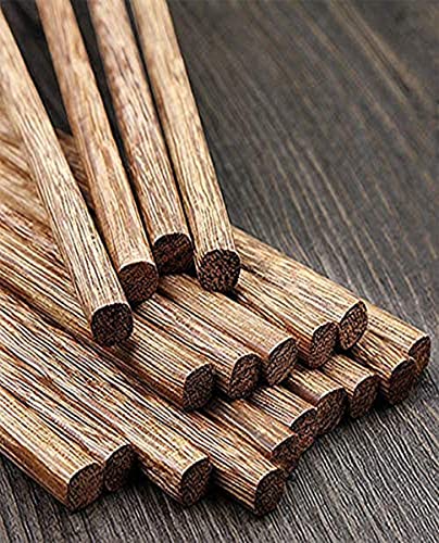 Set of 50 reusable wooden chopsticks, 9.8 inches long, by Arit Estelleshows, arranged in a tidy display.