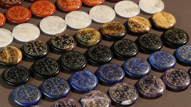 SUNYIK 7 Chakra Engraved Vegvisir Symbols Stone Set