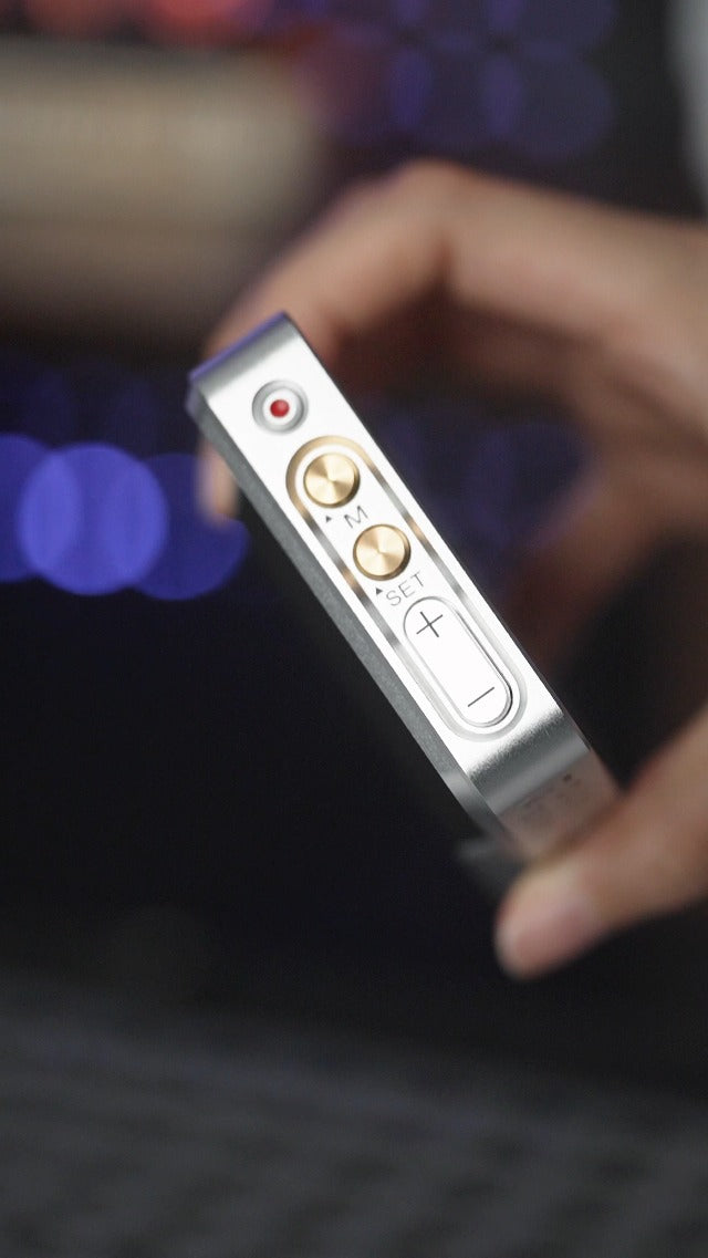 VILTROX 6000mAh On Camera LED Light, APP Control RGB Video Light 8W Retro 08X