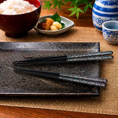 Premium Japanese Chopsticks Set for 2 [Made in Japan] Reusable Wooden Chopsticks with Elegant Iridescent Inlay Traditional Lacquered Finish E (Dreamscape 2prs (MK065)) Dreamscape 2prs (MK065)