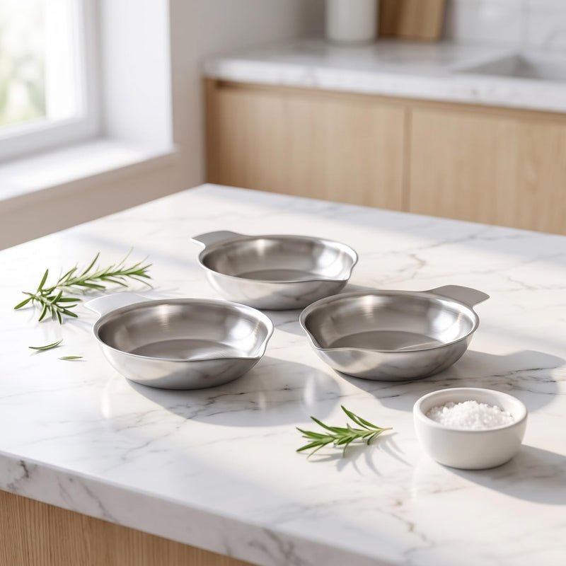 TOYANDONA Stainless Steel Weighing Trays, 3 Pieces, Small Scale Bowls for Jewellery, Baked Goods and Kitchen Spices, Non-Slip and Wear-Resistant, Silver
