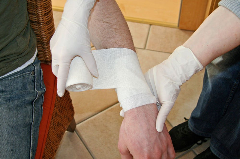 [Australia - AusPower] - Kerbl Handschuhe Latex 100 STK, leicht gepudert L 