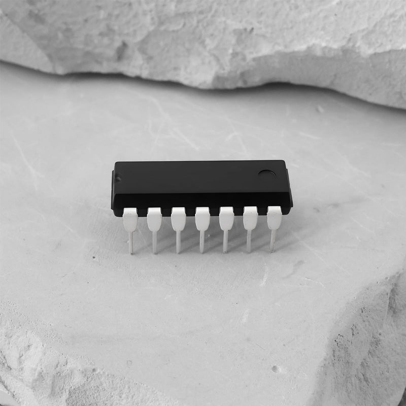 LM339N Low Power Quad Voltage Comparators IC 36V DIP-14 Pack of 20