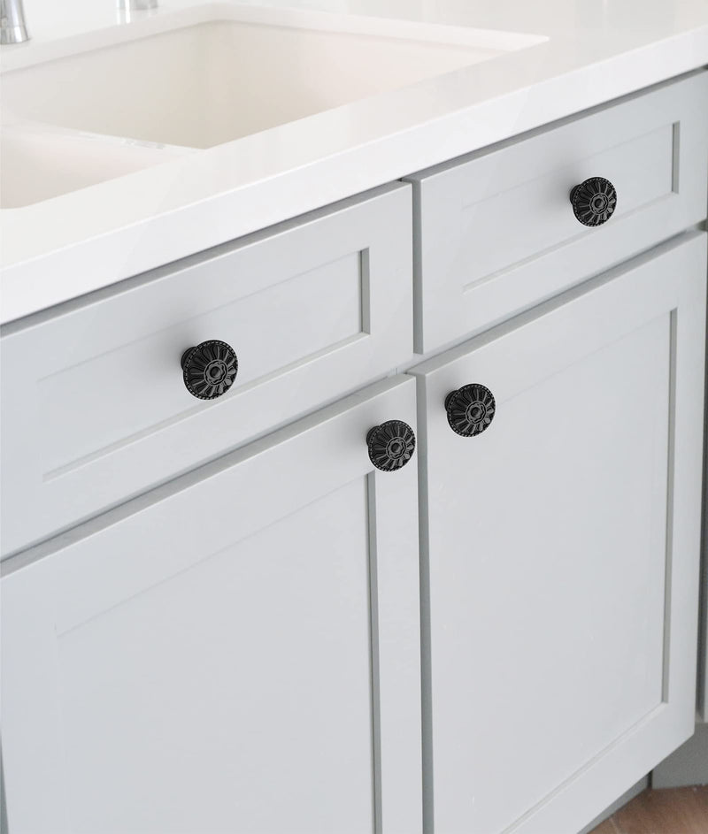 trust4care 20-Pack Euro-Style Matte Black Cabinet Knobs, 1.25 Inch Round Zinc Drawer Knobs with Victorian Floral Pattern, Farmhouse & Vintage Kitchen Dresser Furniture Handle Hardware