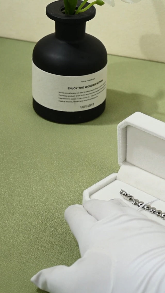 White Velvet Octagonal Jewelry Set Box for Ring Earring Necklace White 7.48"×7.48"×1.7"