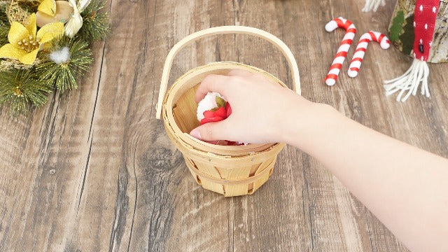 Marsui small wooden picnic baskets for berries, set of 10, brown, 4 x 5.1 inches, perfect for fruit storage and outdoor picnics.