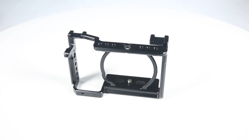 NICEYRIG Camera Cage for Sony A6400 A6500 A6100, with 1/4'' 3/8'' Locating Hole NATO Rail and Cold Shoe - 343