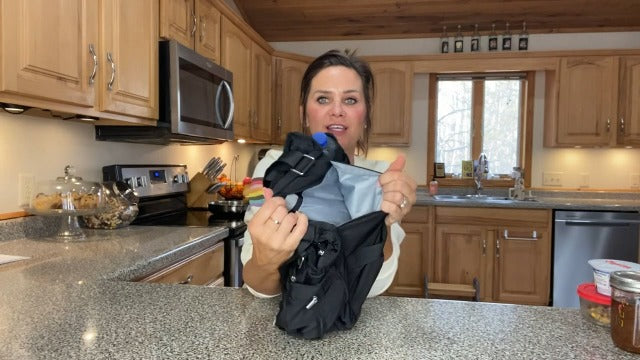 Black KEILAICO large leakproof insulated lunch bag for women, soft tote with 10L capacity, ideal for keeping food fresh.