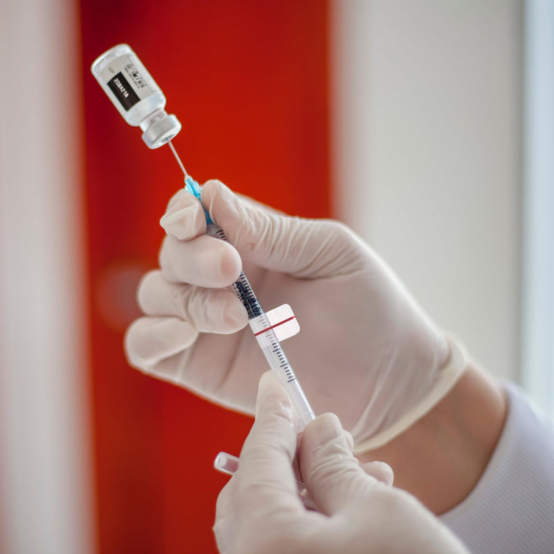 Syringe Dose Line Labels - Clear Poly Stickers with Red Dosage Marker Line - 800/Roll (12mm x 40mm / 0.5" x 1.5") in Dispense Box. Permanent Latex-Free Adhesive - Veterinary, Medical & Pharmacy Use Red Line Only