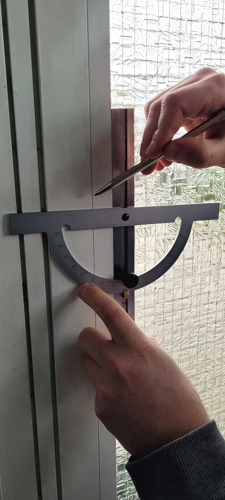 WRS Precision Protractor with Adjustable Rail, 10-170°, Rust-Proof, Matt Chrome, with Metal Locking Screw, in Case, Size: 150 x 300 mm