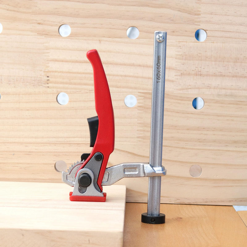 Sanpyl Hold Down Clamp, 20mm Base, Bench Dog Clamp, 13.5 x 6.5mm Rail, Self Aligning, Ratchet Mechanism