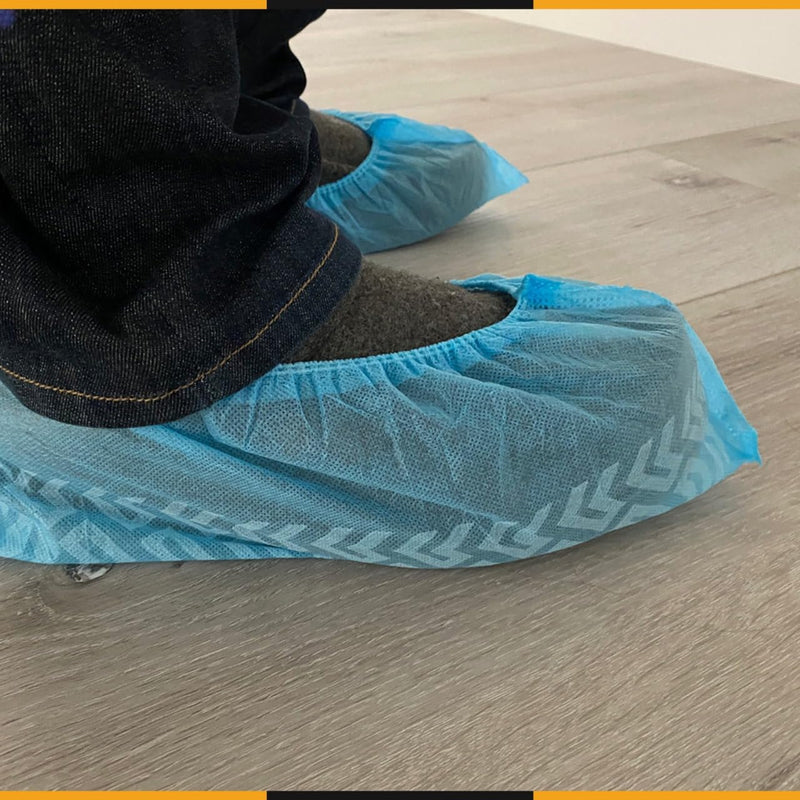 Disposable Shoe Covers Pack of 100 Polypropylene - Waterproof, Strong and Reliable, PP Overshoes Ideal for Home, Clinic, Laboratory and Outdoor, Overshoes Easy to Put on and Take Off 100 pieces