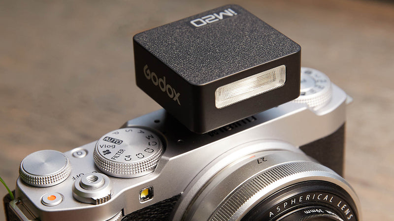Godox iM20 Mini Flash, USB C Charging Built-in Battery with 5 Levels ower
