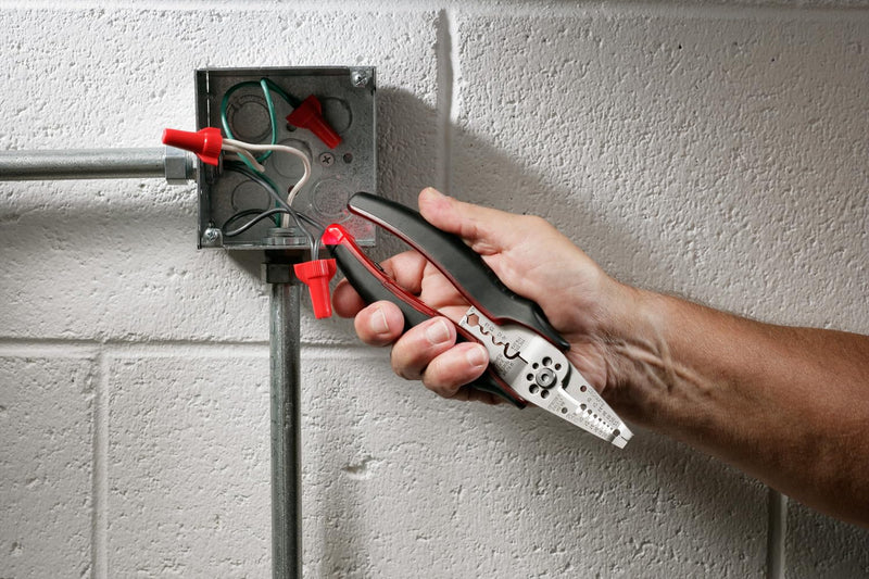 Gardner Bender GST-70M Circuit Alert, Multi-Tool Hand Tool, Strips/Crimps, & Cuts, 8-20 AWG, Patented Volt Sensing Handle