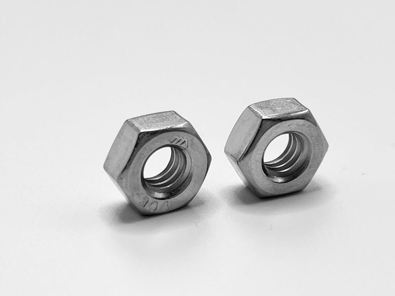 [Australia - AusPower] - 50pcs 1/4-20 Hex Nuts, 304 Stainless Steel Hex Drive Nuts, UNC Nuts Fasteners, 1/4" Stainless Nuts Replacement Nut with Plastic Case 