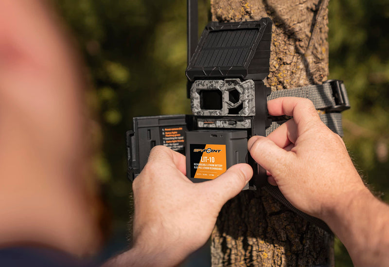 [Australia - AusPower] - SPYPOINT LIT-10 3.7V Rechargeable Lithium Battery LINK-MICRO | CELL-LINK 10 200mAh for Cellular Trail Cameras with Charging Power Cable Included | Cell Cameras for hunting Lithium Battery 