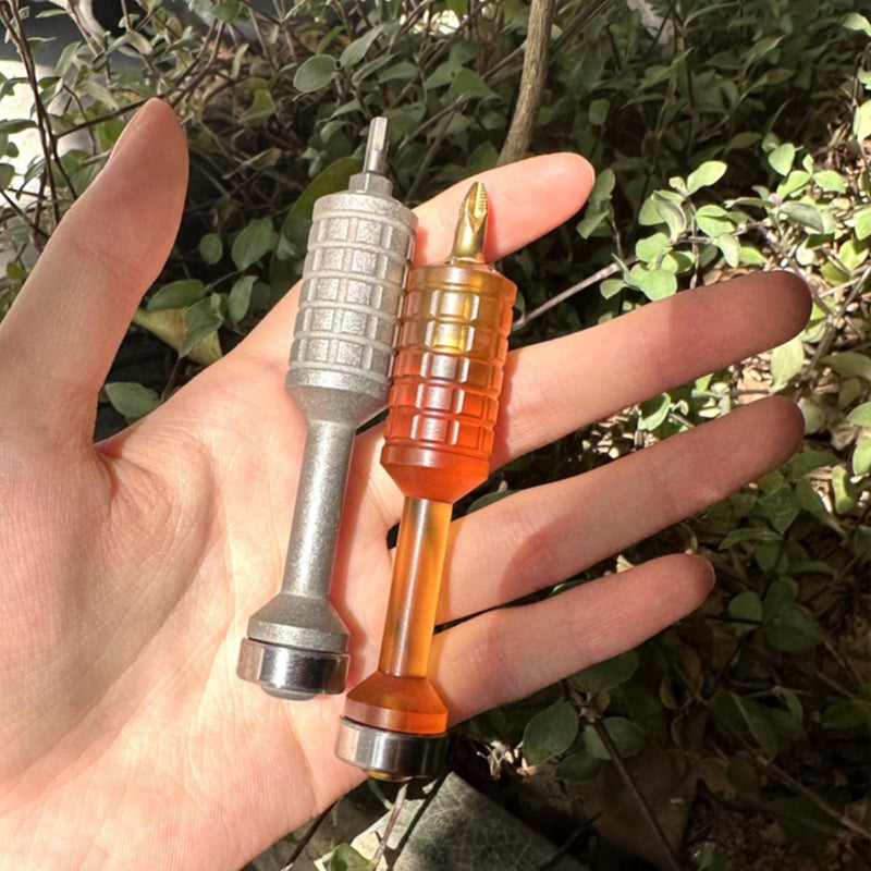 Pocket Screwdriver, EDC Palm Multitool With Spinner Toys, Ended Phillips for Gifts for Men EDC Destornillador 3", PEI