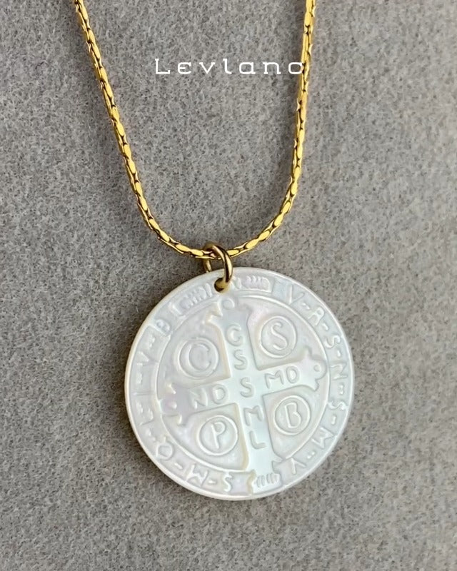 St Benedict Medals - Medalla de San Benito de Abad - San Benito Medalla - Saint Benedict Medal - St Benedict Medal - St Benedict Necklace - Saint Benedict Necklace - St Benedict Blessing With Gift Box