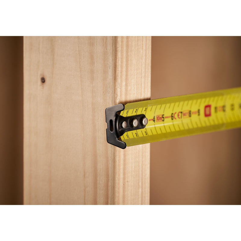 STANLEY FATMAX Classic Tape with Blade Armor, 10m Metric Only | Durable tape, 14 feet extended reach when working alone, tru-zero hook, accuracy class II 10 m