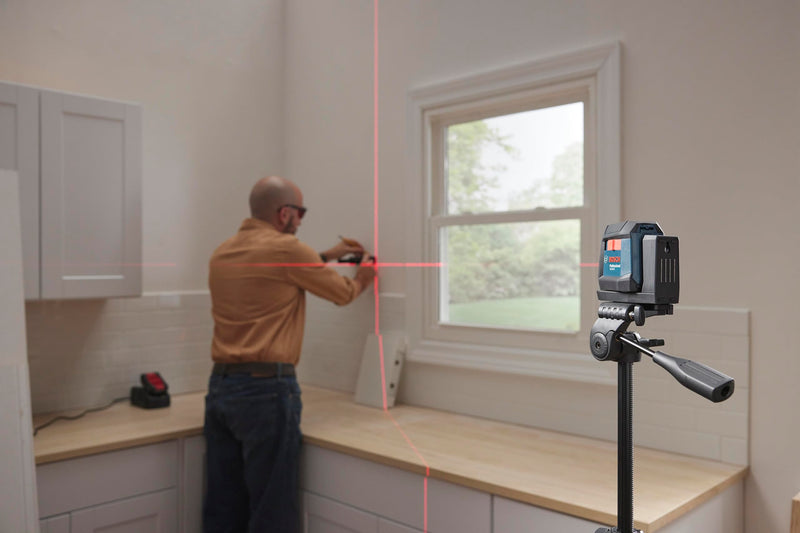 BOSCH GLL50-20 50 Ft Self-Leveling Cross-Line Laser, Includes Integrated Magnetic Mount & 2 AA Batteries 50ft