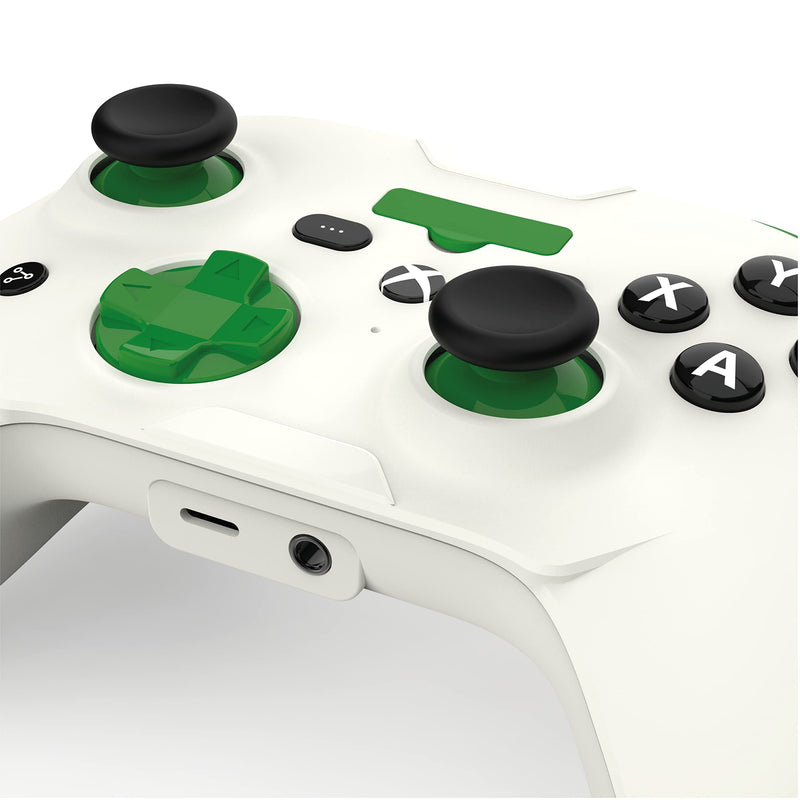 [Australia - AusPower] - Mobile Cloud Gaming Controller for iOS –- Play COD Mobile, Apple Arcade + more [1 Month Xbox Game Pass Ultimate Included] 