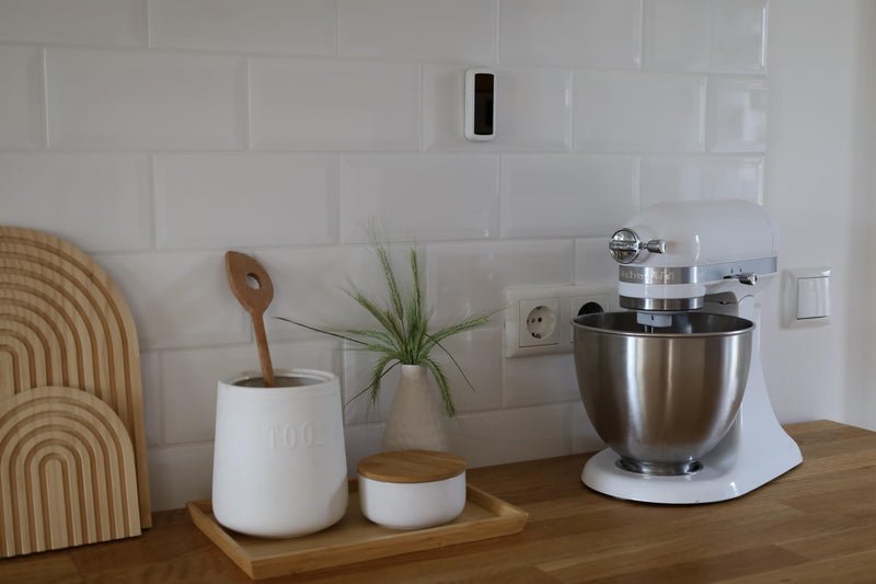 [Australia - AusPower] - NodOn Zigbee 3.0 Temperature & Humidity Sensor, Battery-Free, Energy Self-Sufficient, Low Light Solar Panel, Maintenance-Free, Room Climate Monitoring, Compatible with Alexa, SmartThings 