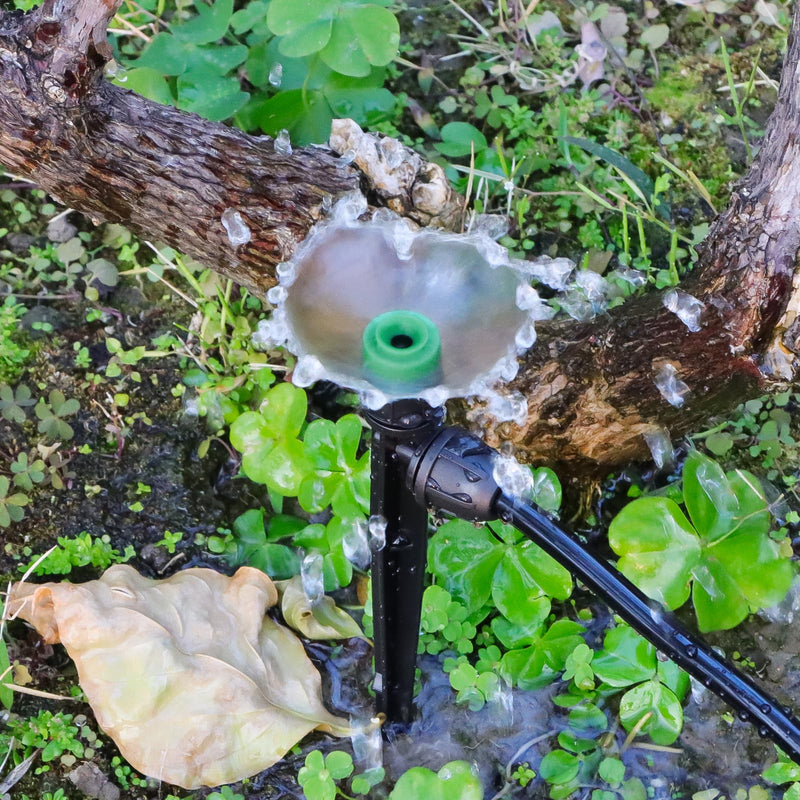 [Australia - AusPower] - 50PCS 1/4” Drip Irrigation Drippers with Lock, Kalolary Drip Irrigation Emitters for 4/7mm Tube, Adjustable 360 Degree Vortex Water Flow Sprayer Micro Spray Drip System Parts for Lawn Yard Pot (Green) Green Locked Sprayer 